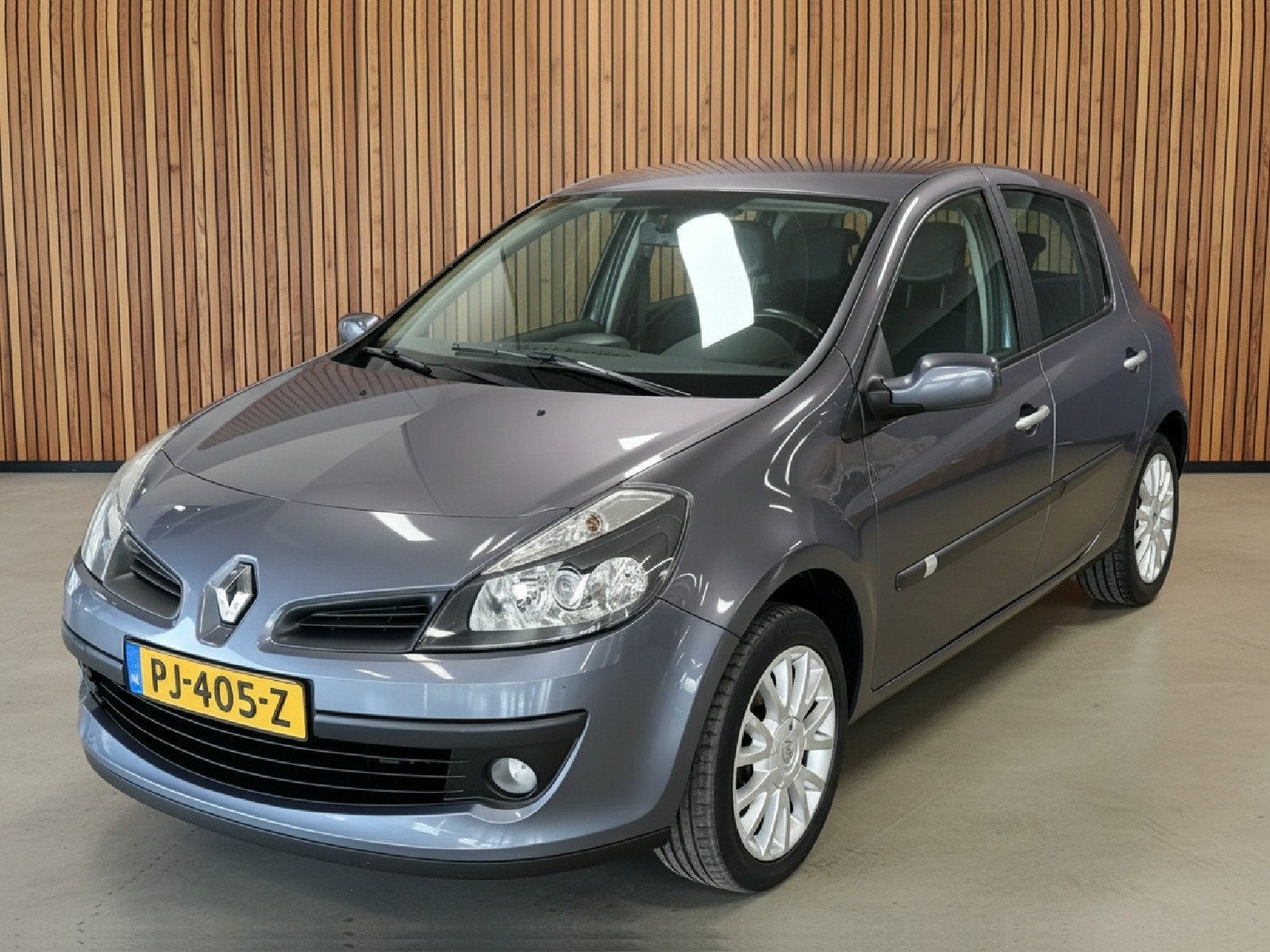 Renault Clio 1.6-16V Rip Curl | Nieuwe APK (bj 2007), Voorwielaandrijving, Gebruikt, 4 cilinders, Blauw