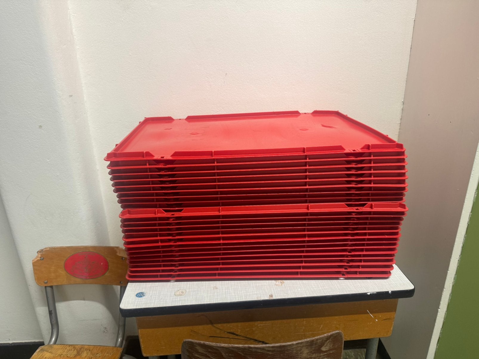 Stapelbak kunststof nr 20 - 20 stuks, Ophalen, 50 tot 75 cm, Minder dan 35 cm, Zo goed als nieuw