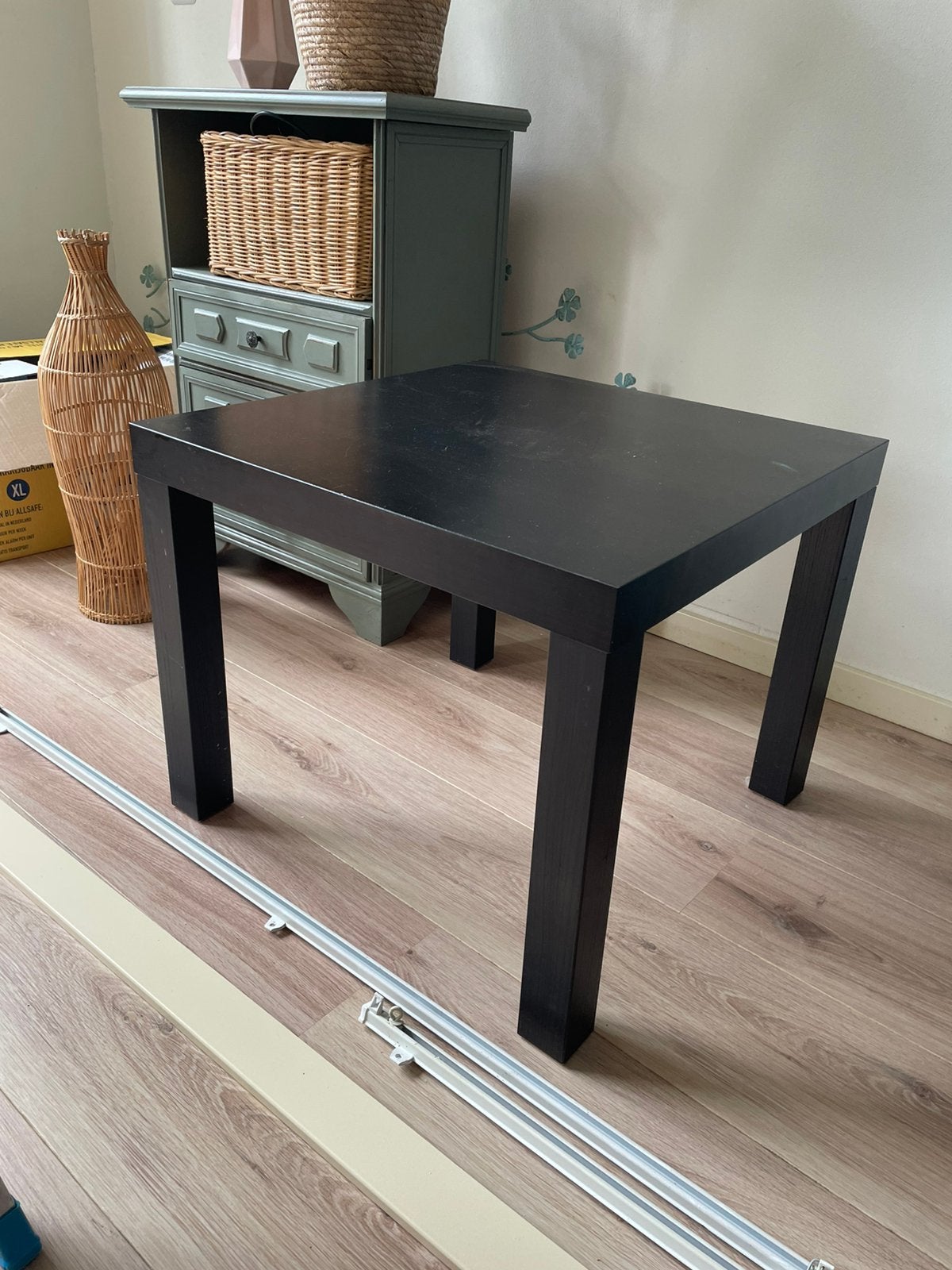 Ikea tafeltje, Huis en Inrichting, Tafels | Eettafels, Ophalen, Tot twee personen, 50 tot 100 cm, Zo goed als nieuw