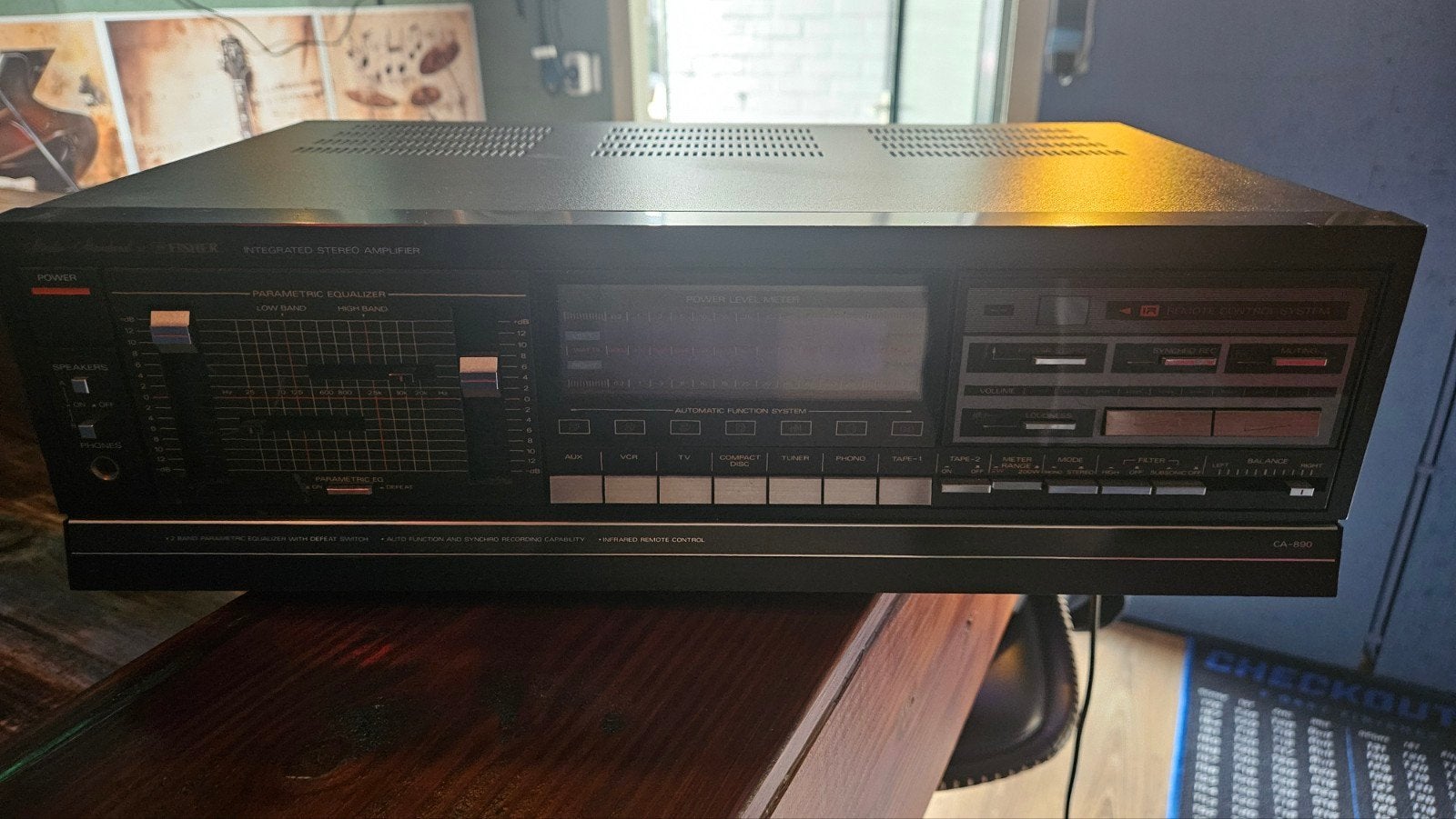 Fisher CA 890 versterker