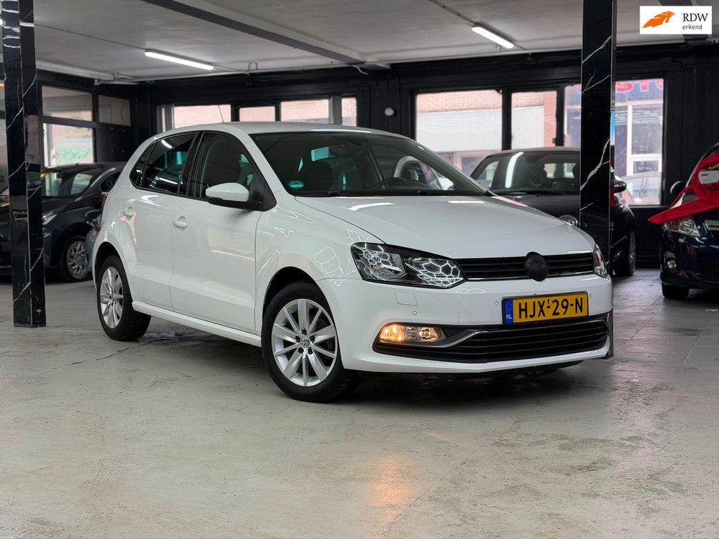 Volkswagen POLO 1.2 TSI Highline Automaat | Airco | CarPlay, Gebruikt, Euro 6, 4 cilinders, 1039 kg