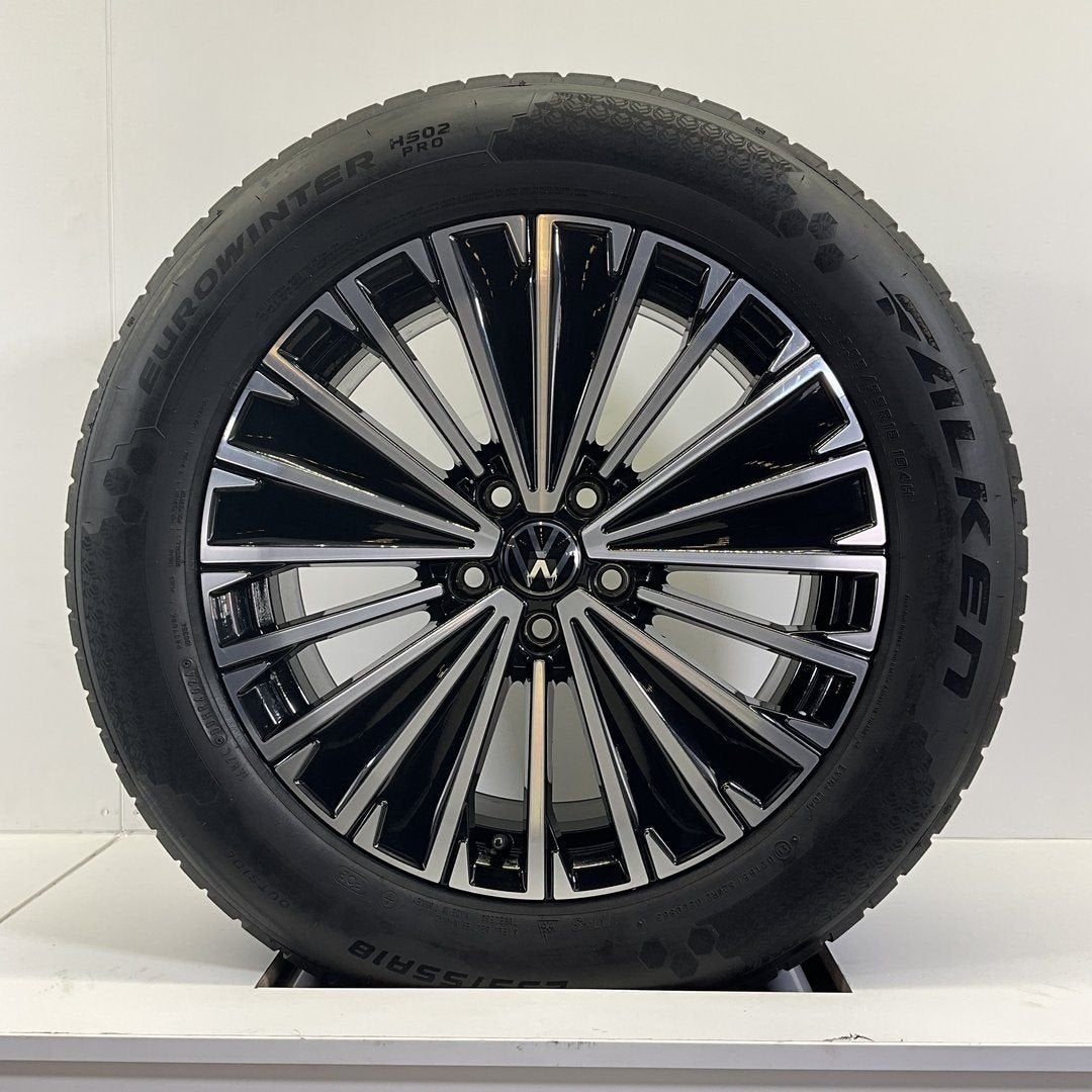 VOLKSWAGEN TIGUAN TAYRON VELGEN SET WINTERBANDEN 18 INCH, 18 inch, Gebruikt, -, -