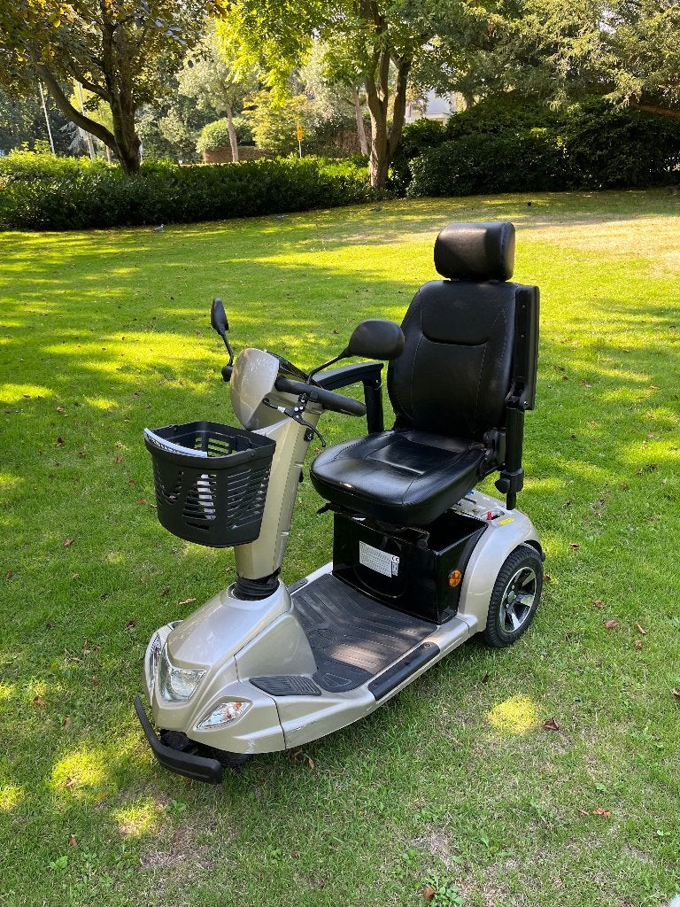 Mooie Vermeiren Carpo 3 scootmobiel , accu's top, Ophalen of Verzenden, Inklapbaar, Zo goed als nieuw, Elektrische rolstoel