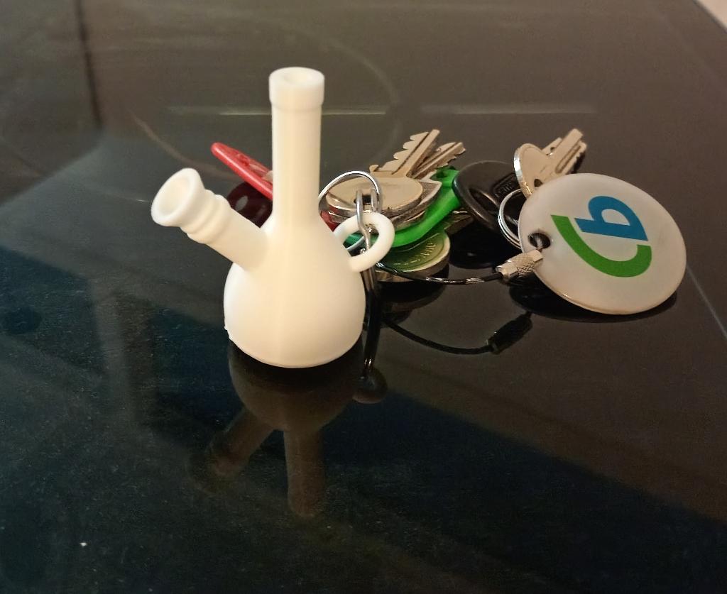 Mini Bong waterpijp Sleutelhanger, alle kleuren mogelijk!, Ophalen of Verzenden, Nieuw, Dier of Natuur