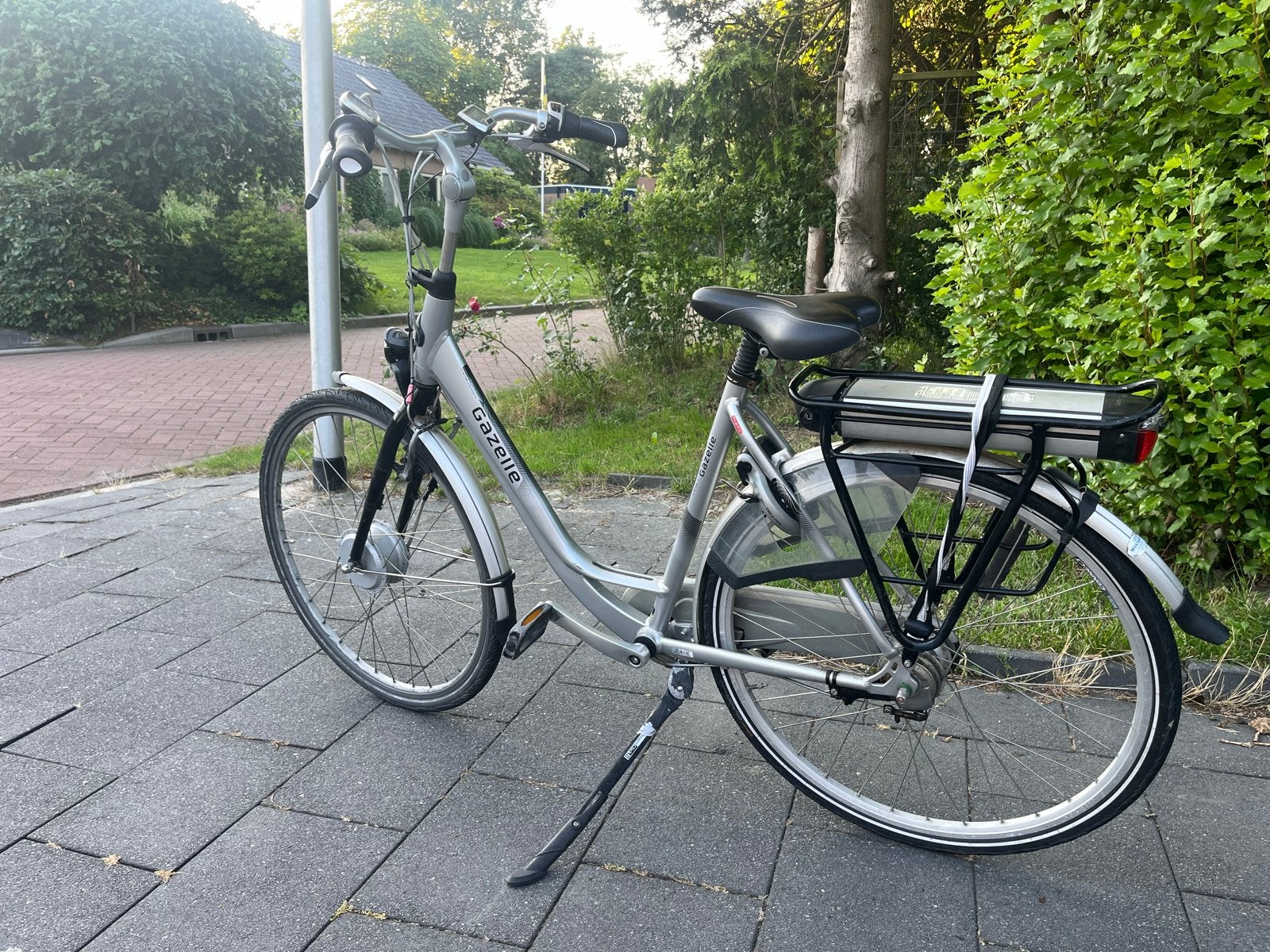 Gazelle elektrische damesfiets - Inclusief oplader, Ophalen, Gebruikt, 51 tot 55 cm, Gazelle