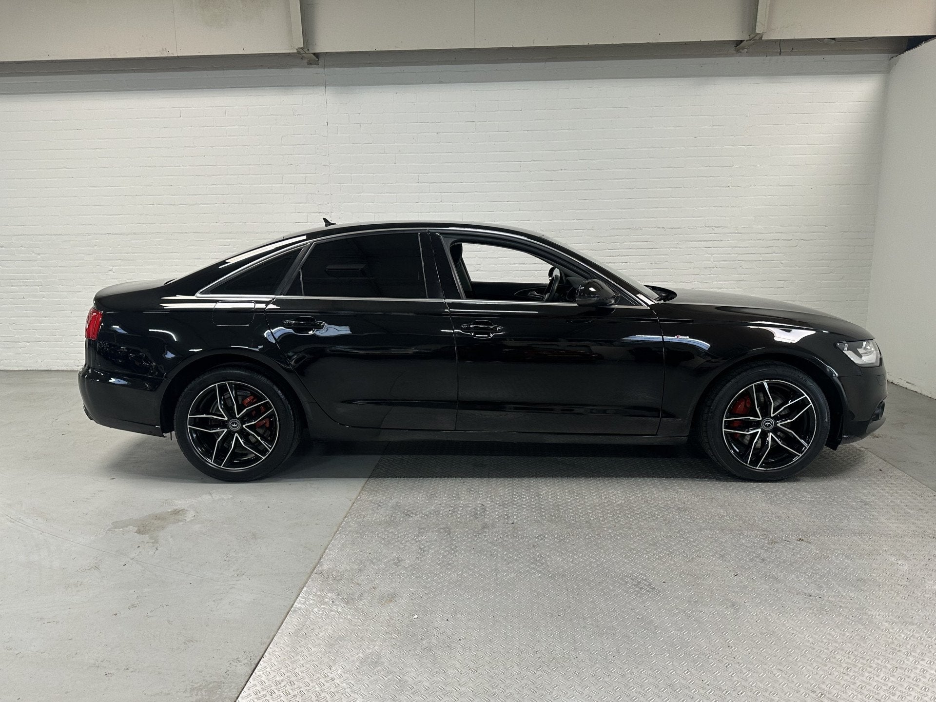 Audi A6 Limousine 2.0 TFSI Pro Line S CLIMA / CRUISE / NAVI, Voorwielaandrijving, Euro 5, Gebruikt, 4 cilinders