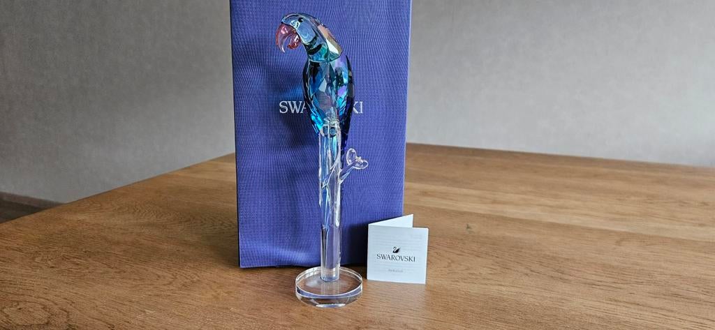 Swarovski Jungle Beats Green Macaw Banjo, Ophalen of Verzenden, Nieuw, Figuurtje