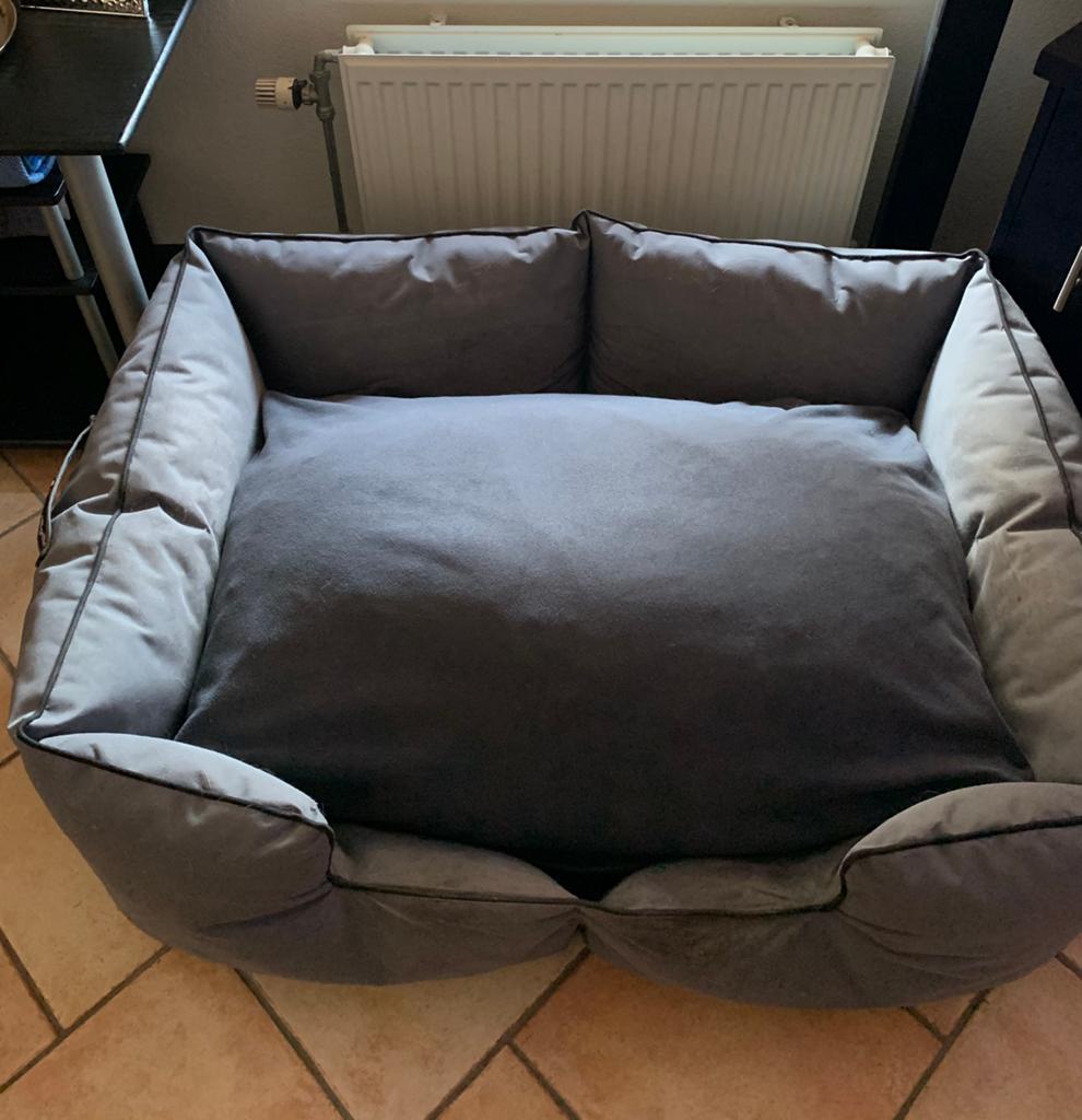 Dog’s bed, Ophalen, Zo goed als nieuw, Overige