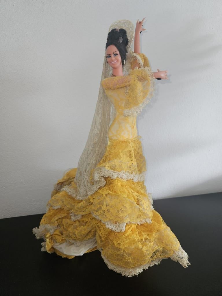 Vintage Spaanse Flamenco Danseres Pop - Geel Kant, Ophalen of Verzenden, Gebruikt, Pop