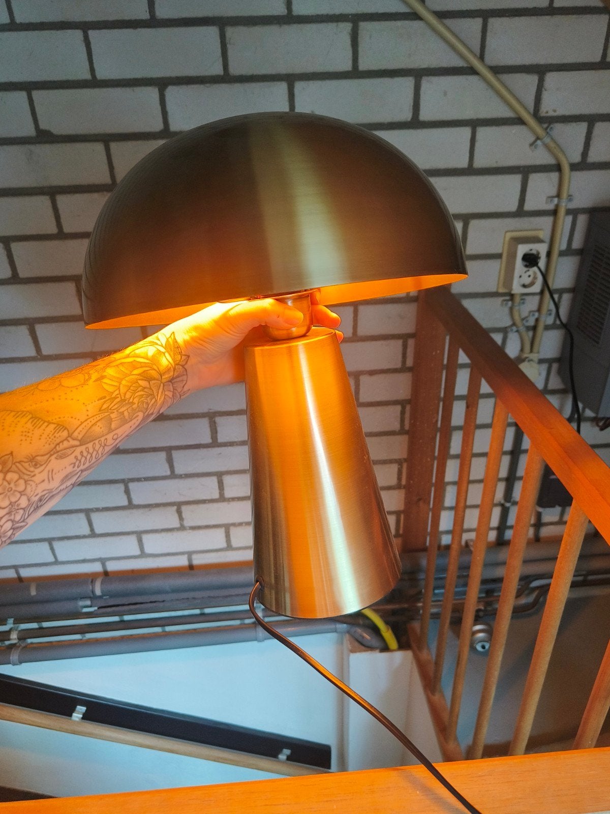Metalen tafellamp, Huis en Inrichting, Ophalen of Verzenden