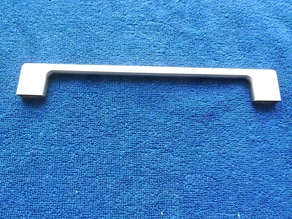 Rechte halfmatte roestvrijstalen handgreep, Minder dan 50 cm, Nieuw, Ophalen of Verzenden, Minder dan 25 cm