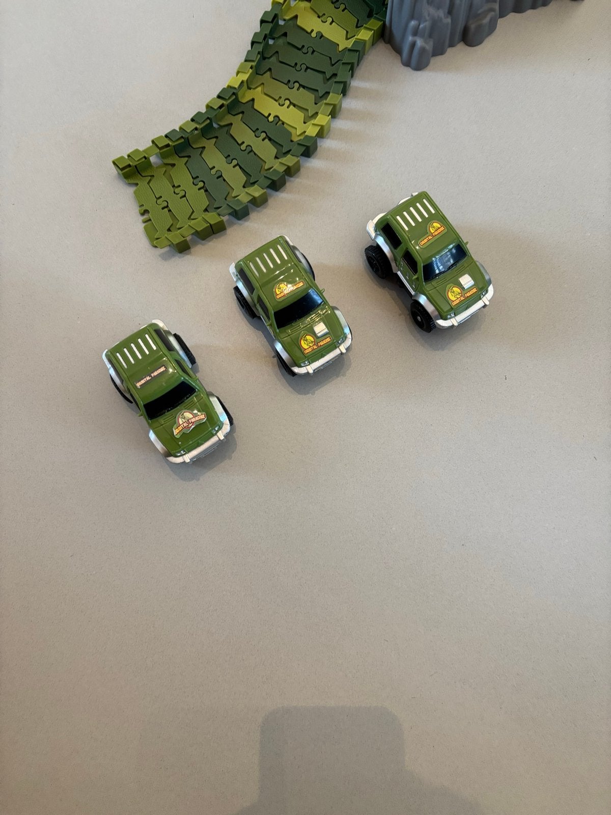 Dino Racebaan met auto's en accessoires, Overige merken, Ophalen of Verzenden, Racebaan, Gebruikt