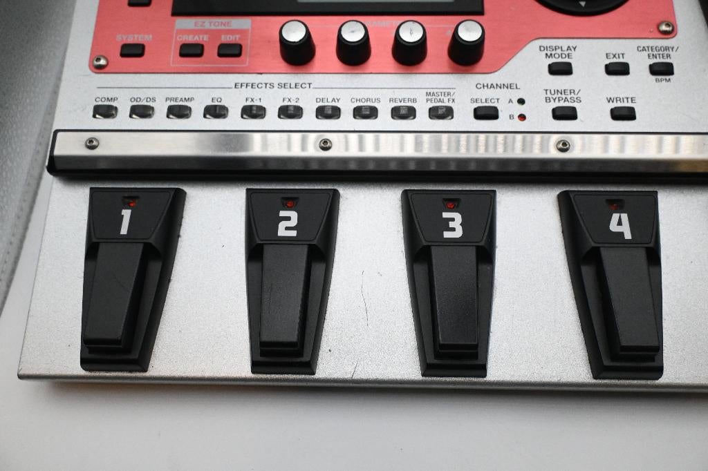 Boss GT10B Bass Effects Prosessor, Muziek en Instrumenten, Effecten, Gebruikt, Ophalen of Verzenden, X, Info@buy-sell.nl