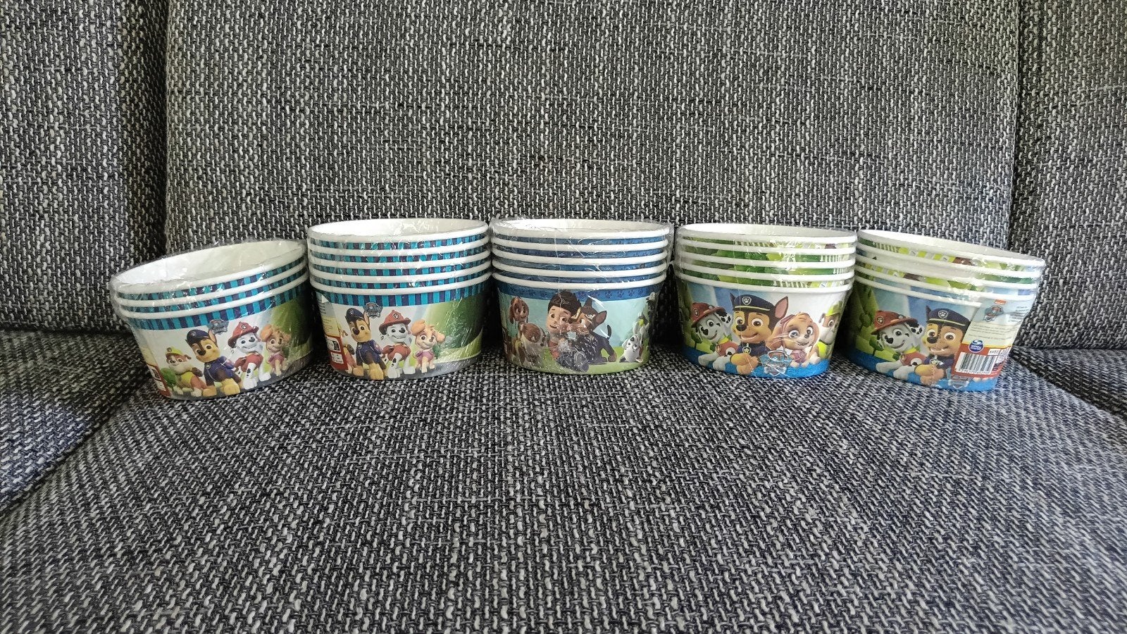 Feest bakjes, Hobby en Vrije tijd, Ophalen of Verzenden, Nieuw, Feestartikel, Verjaardag