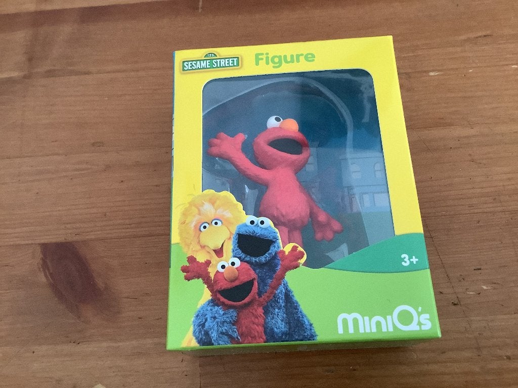 Sesamstraat MiniQ's Elmo verzamelfiguur. 8 cm nieuw, Verzamelen, Ophalen of Verzenden, Nieuw