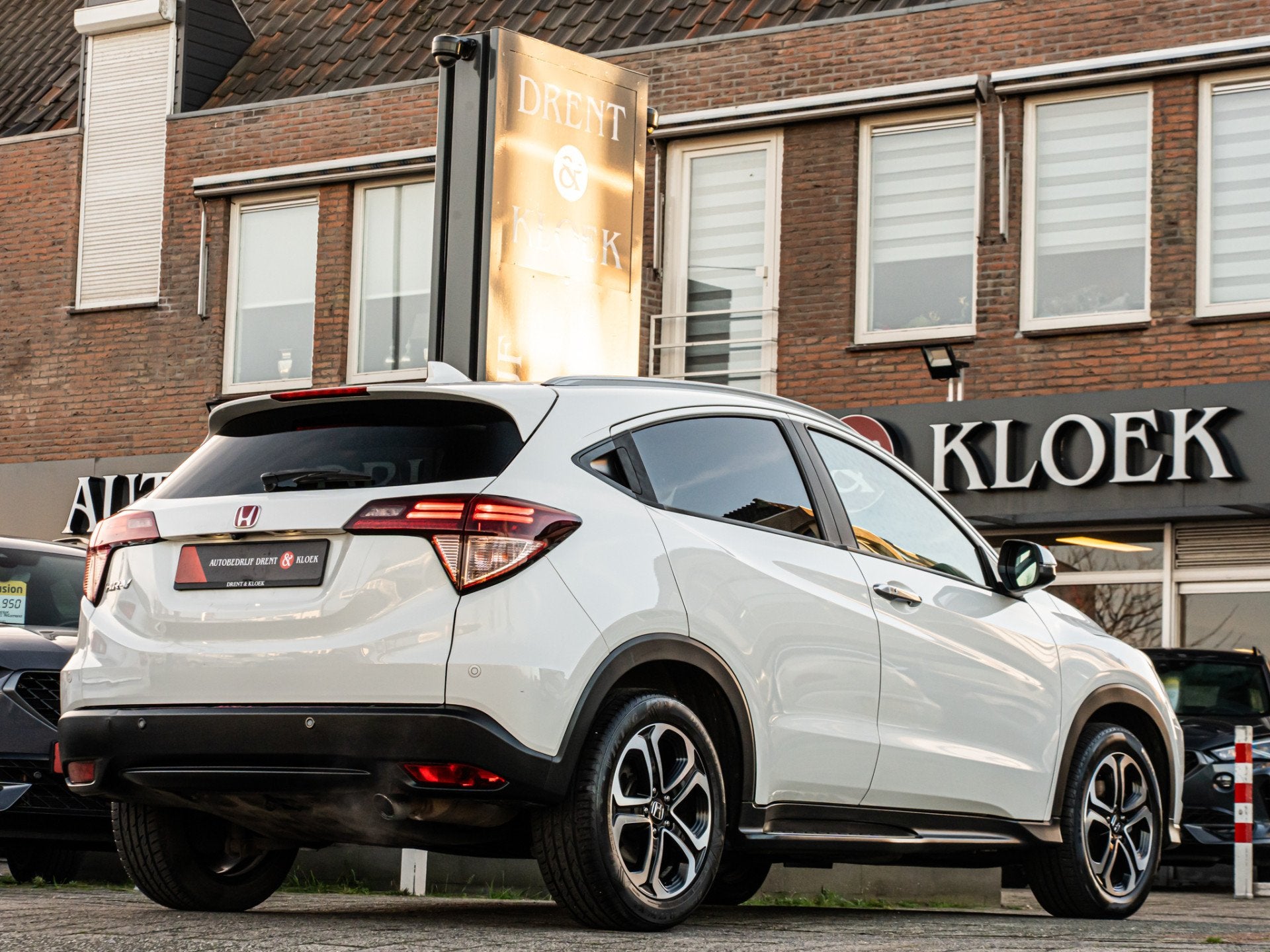 Honda HR-V 1.5 i-VTEC Executive ORG NL PANO CAMERA STOELVERW, Euro 6, Leder en Stof, Wit, Origineel Nederlands