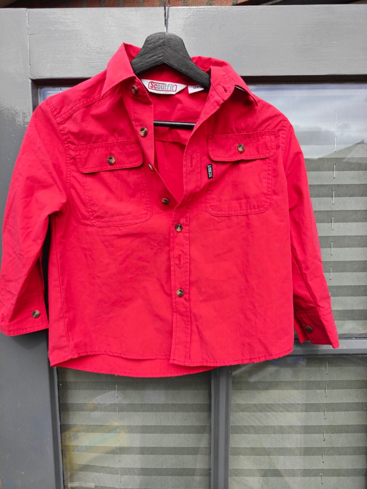 ScoutFit Rood bevers scouting blouse Maat 122, Verzamelen, Ophalen of Verzenden, Zo goed als nieuw, Kleding