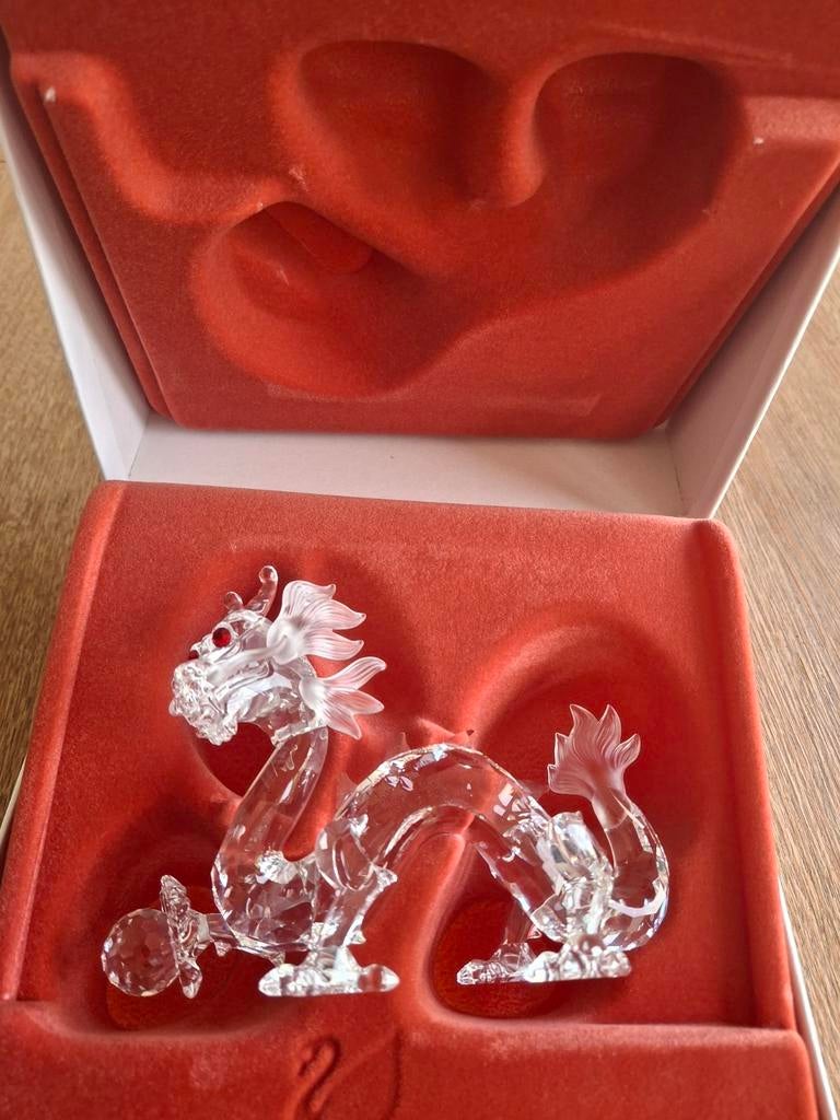 Swarovski in box. Draak. (16) (25) (33), Verzamelen, Ophalen of Verzenden, Zo goed als nieuw, Figuurtje