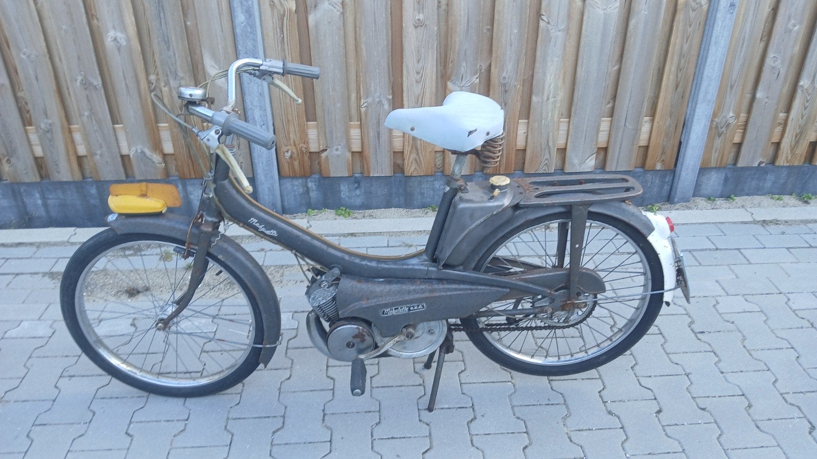mobylette kaptein eeg met blauw kenteken opknapper, Fietsen en Brommers, Brommers | Oldtimers, Ophalen, Maximaal 25 km/u, 49 cc