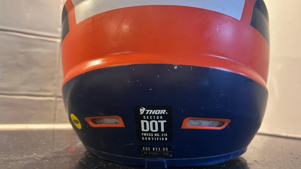 Thor Sector kinder motorcross helm - Oranje/Blauw, Motoren, Kleding | Motorhelmen, Overige merken, Kinderen, Offroadhelm, Ophalen of Verzenden