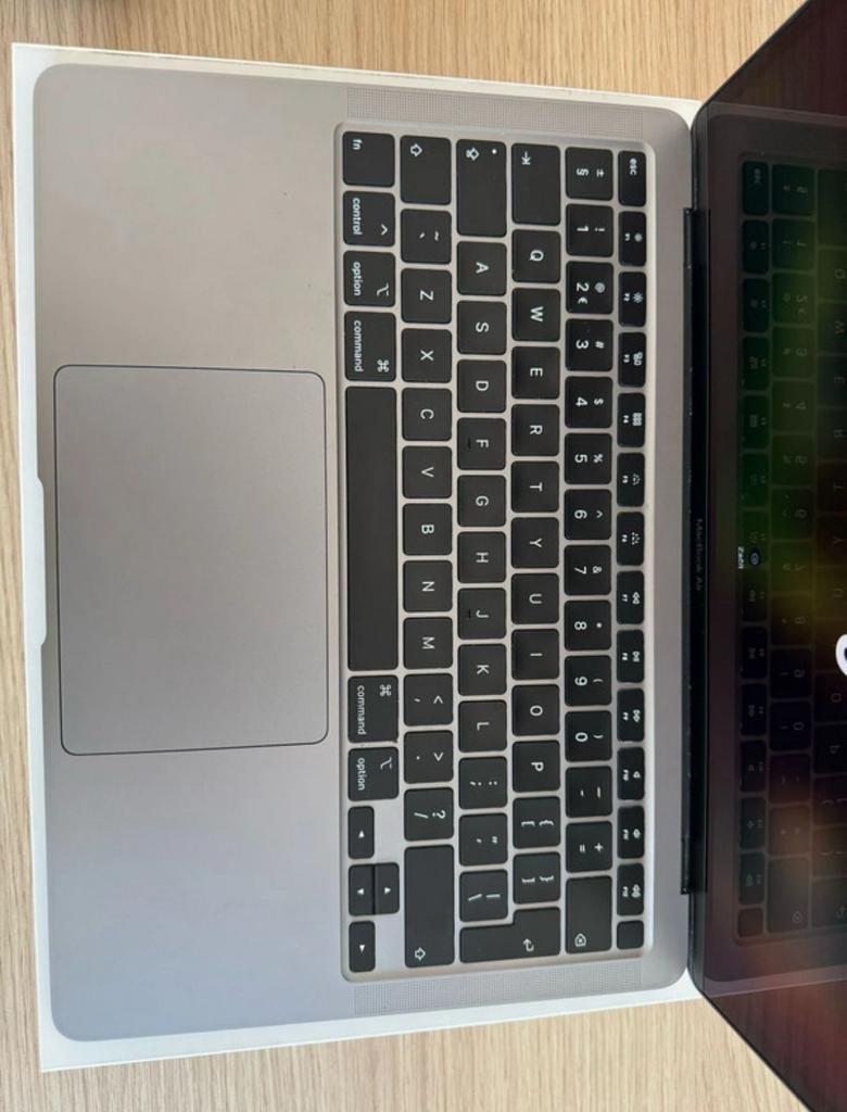 MacBook Air 13-inch (2020) - Zo goed als nieuw, Computers en Software, Apple Macbooks, 256 GB, Qwerty, 8 GB, 13 inch