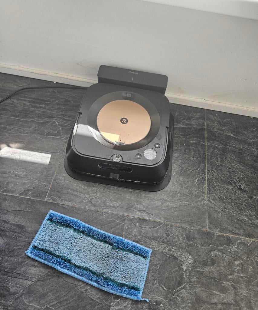 iRobot Braava Jet M6 Robot Dweil en Stofzuiger, Ophalen of Verzenden, Zo goed als nieuw, Robotstofzuiger, Minder dan 1200 watt