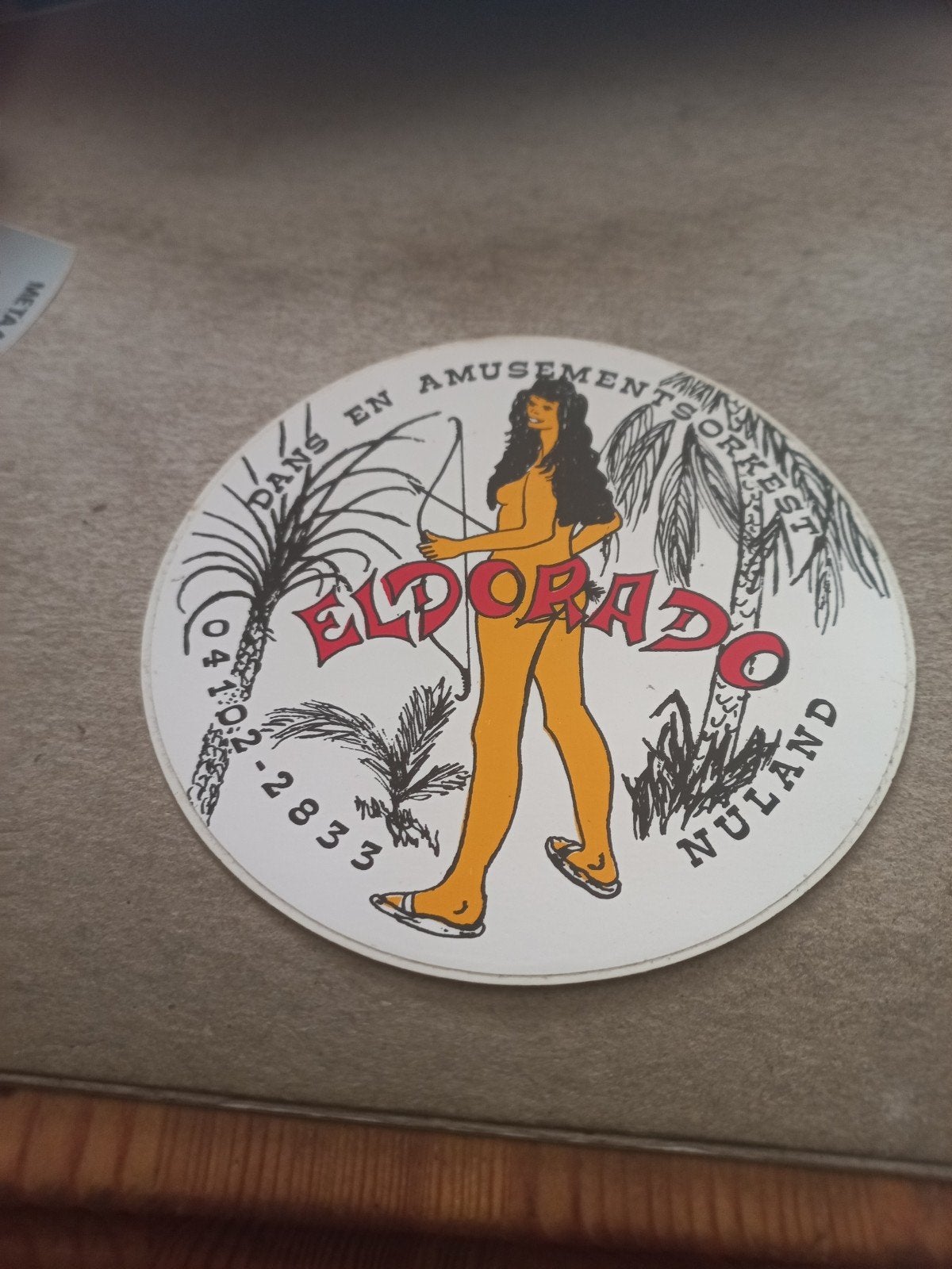 Vintage sticker Dans en Amusementsorkest Eldorado Nuland, Ophalen of Verzenden, Gebruikt