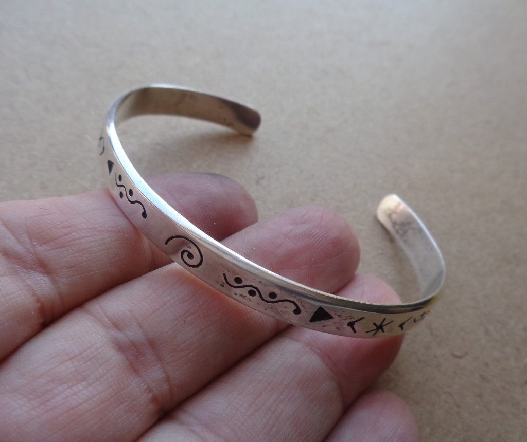 zilveren klemarmband met zwarte tekens [087], Verzenden, Zo goed als nieuw, Zilver, Zilver