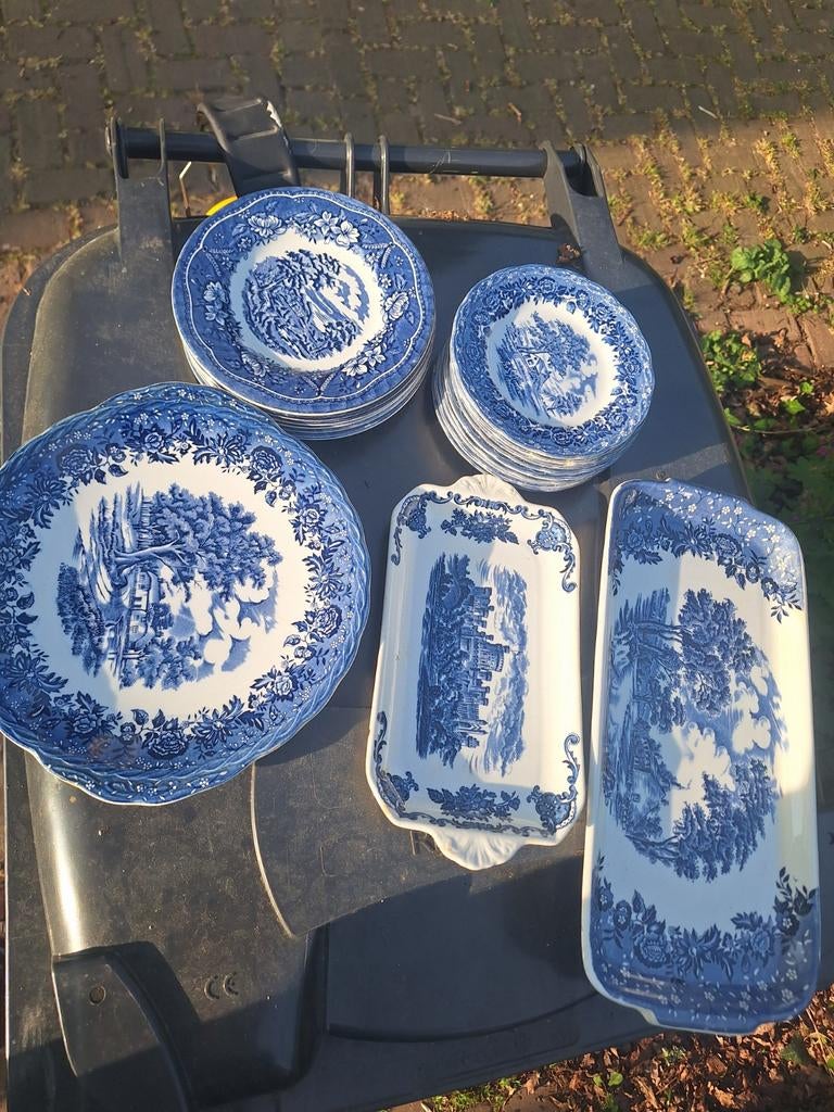 Servies bordjes, Ophalen
