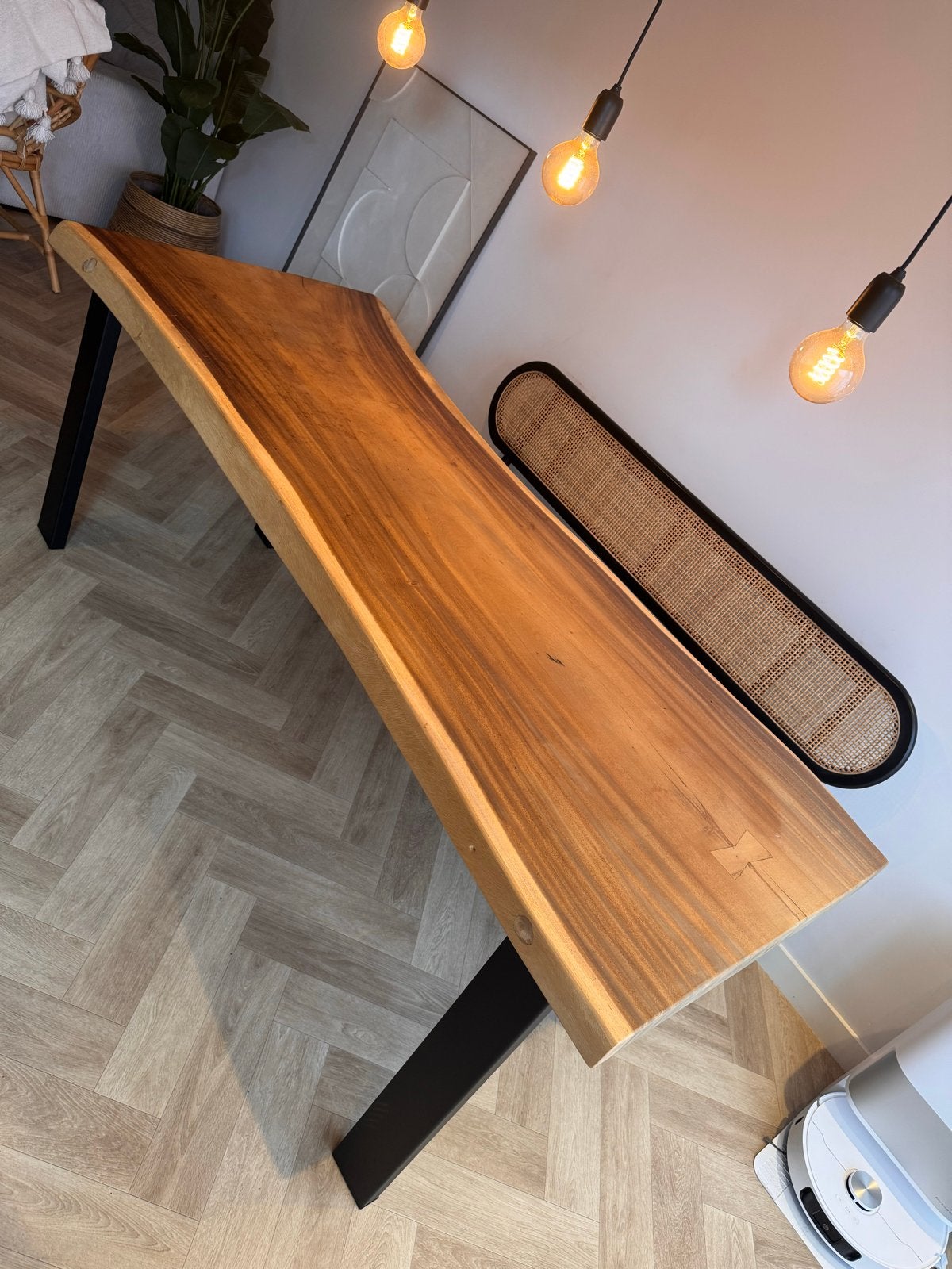 MOET WEG: 200 cm Massief houten eettafel met boomstamrand, Huis en Inrichting, Tafels | Eettafels, Ophalen, 50 tot 100 cm, Zo goed als nieuw