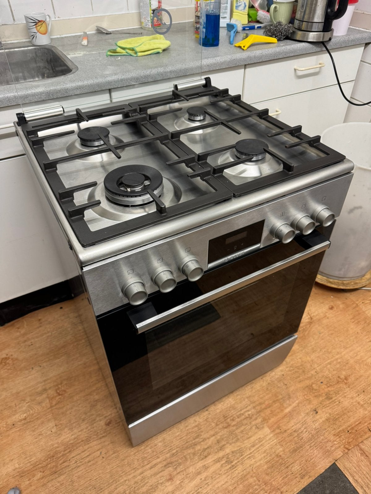 Grijze Fornuis | BOSCH | 3D HeteLucht | Grill | Wokbrander, Ophalen, Gebruikt, Minder dan 85 cm, 4 kookzones