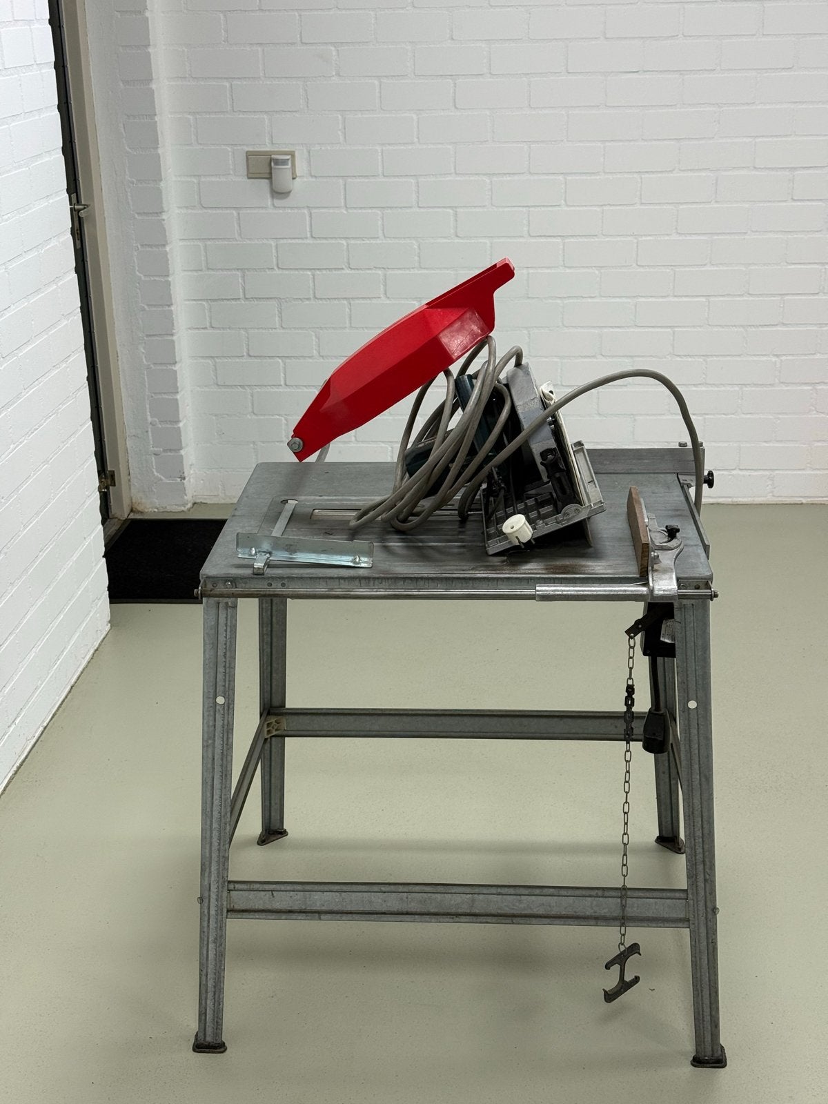 Metabo handcirkelzaag Expert 4345 S-automatic met zaagtafel