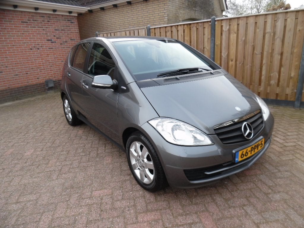 Mercedes-Benz A-klasse 160 BlueEFFICIENCY Business Class, Voorwielaandrijving, Euro 5, Stof, Zwart