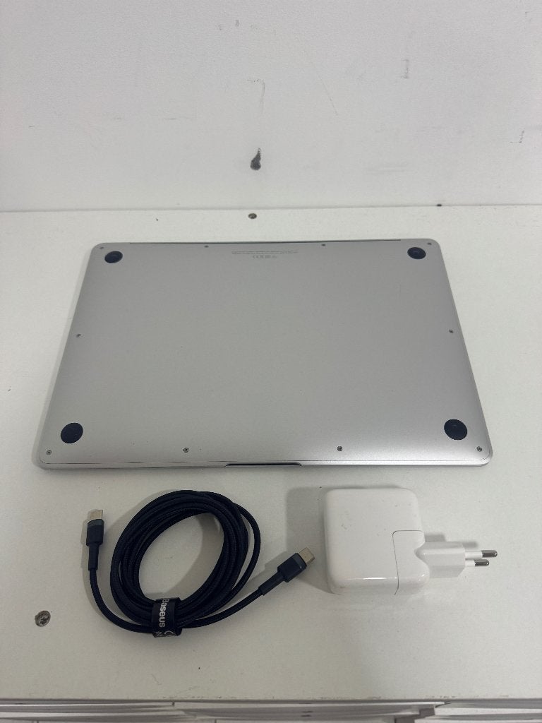 Macbook Air 13" 2020 M1 8GB+256GB Zilver Inc 1 Jaar Garantie, Gebruikt, 256 GB, 8 GB, 13 inch