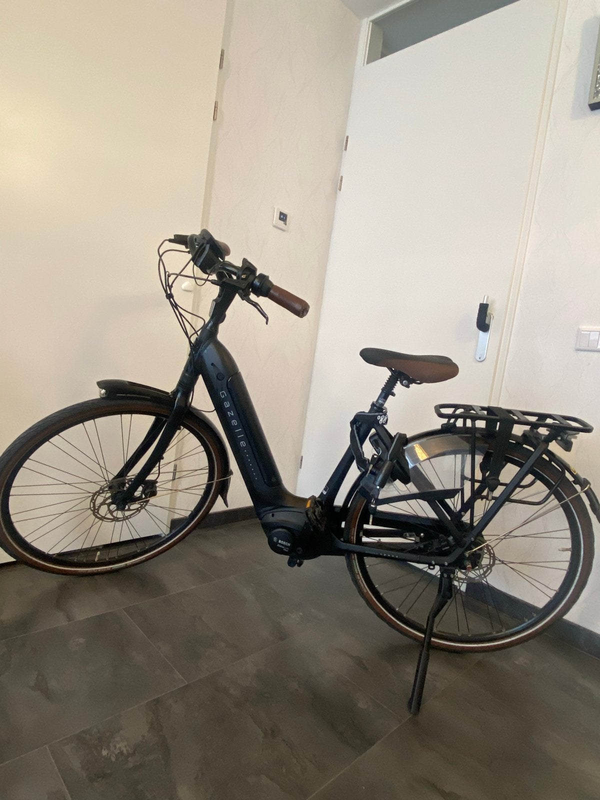 Gazelle Grenoble C8 HMB E-bike - Zo goed als nieuw, Ophalen of Verzenden, Zo goed als nieuw, 51 tot 55 cm, 50 km per accu of meer