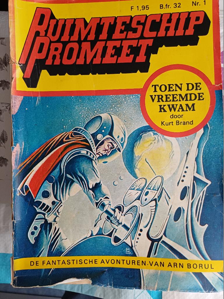 Ruimteschip promeet 12 delen. Oud gelezen jaren 70/80, Boeken, Science fiction, Ophalen, Gelezen, Kurt Brand