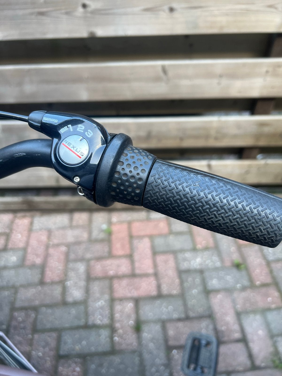 Foto 5 van Cortina U4Transportfiets R3M26 Mini Roze - Zo goed als nieuw