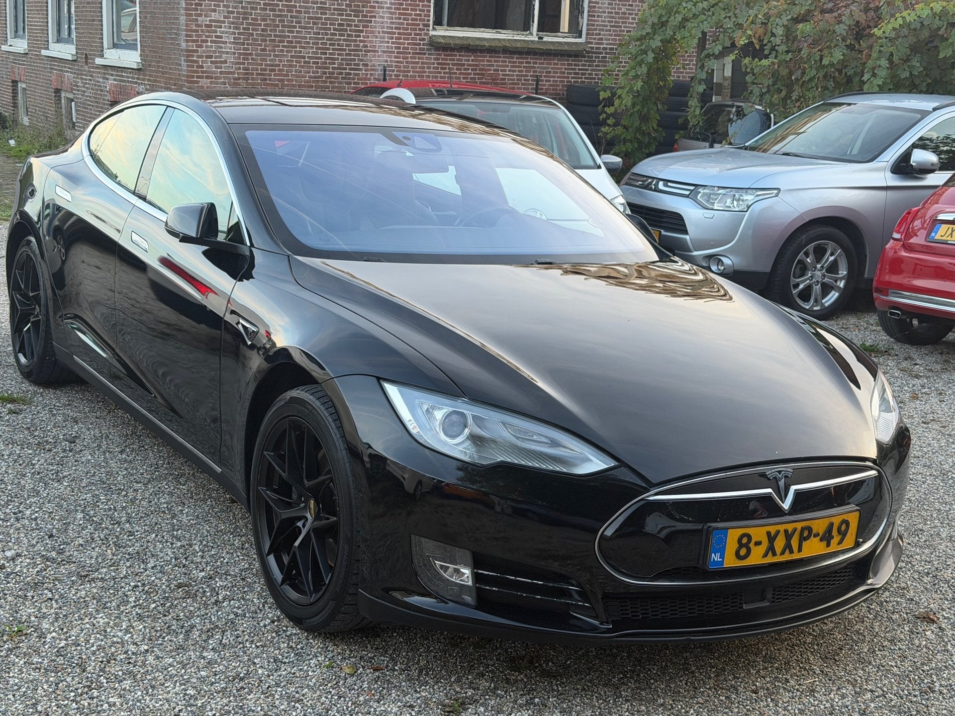 Tesla Model S 85 Base Free Supercharging Autopilot Nette Aut, Auto's, Dealer onderhouden, Achterwielaandrijving, Gebruikt, 367 pk