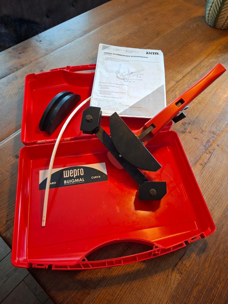 Wepro Aluminium Rail Buigapparaat - Buigmal Curva, Ophalen of Verzenden, Gebruikt