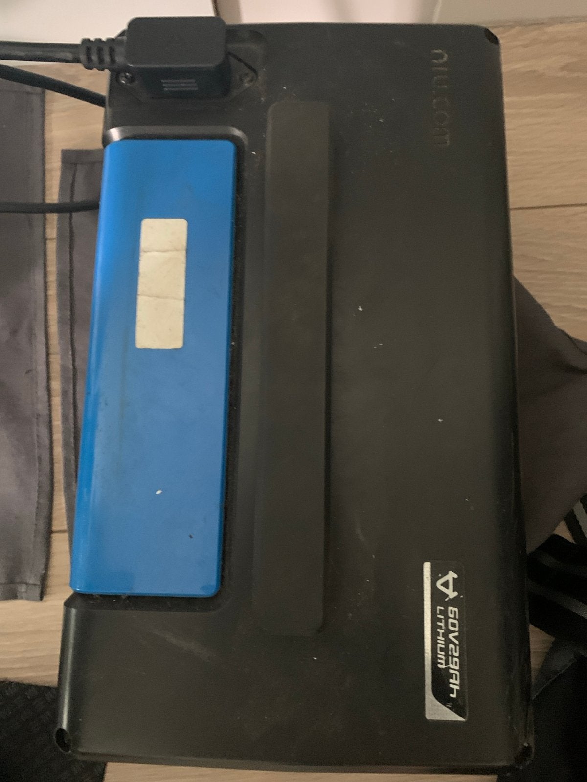 Defecte Niu accu 60V29AH - voor onderdelen/reparatie, Gebruikt