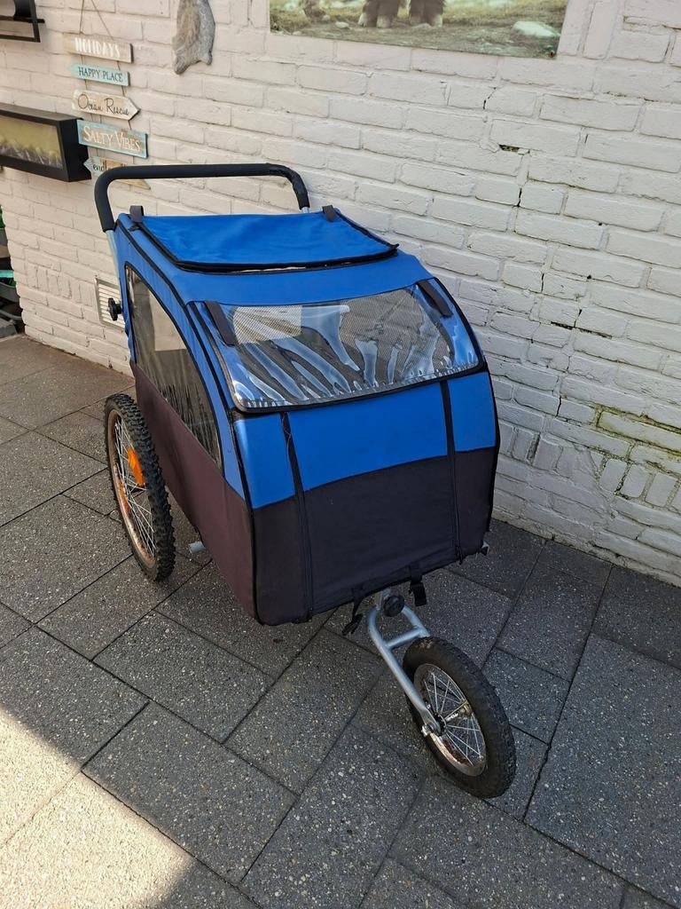 Hondenbuggy/fietskar (BRUNSSUM), Dieren en Toebehoren, Honden-accessoires, Gebruikt, Ophalen