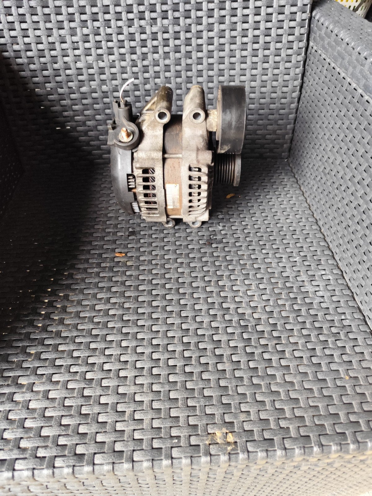 Dynamo BMW E90 E91/ Alternator voor diverse automerken, Ophalen of Verzenden, Gebruikt, Universele onderdelen