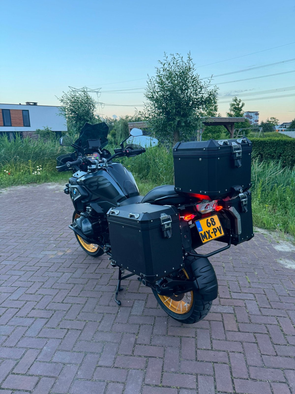 BMW R 1250 GS Triple Black 2022 - volledig Akrapovic, 2 cilinders, Motorrijbewijs A, Particulier, Meer dan 35 kW