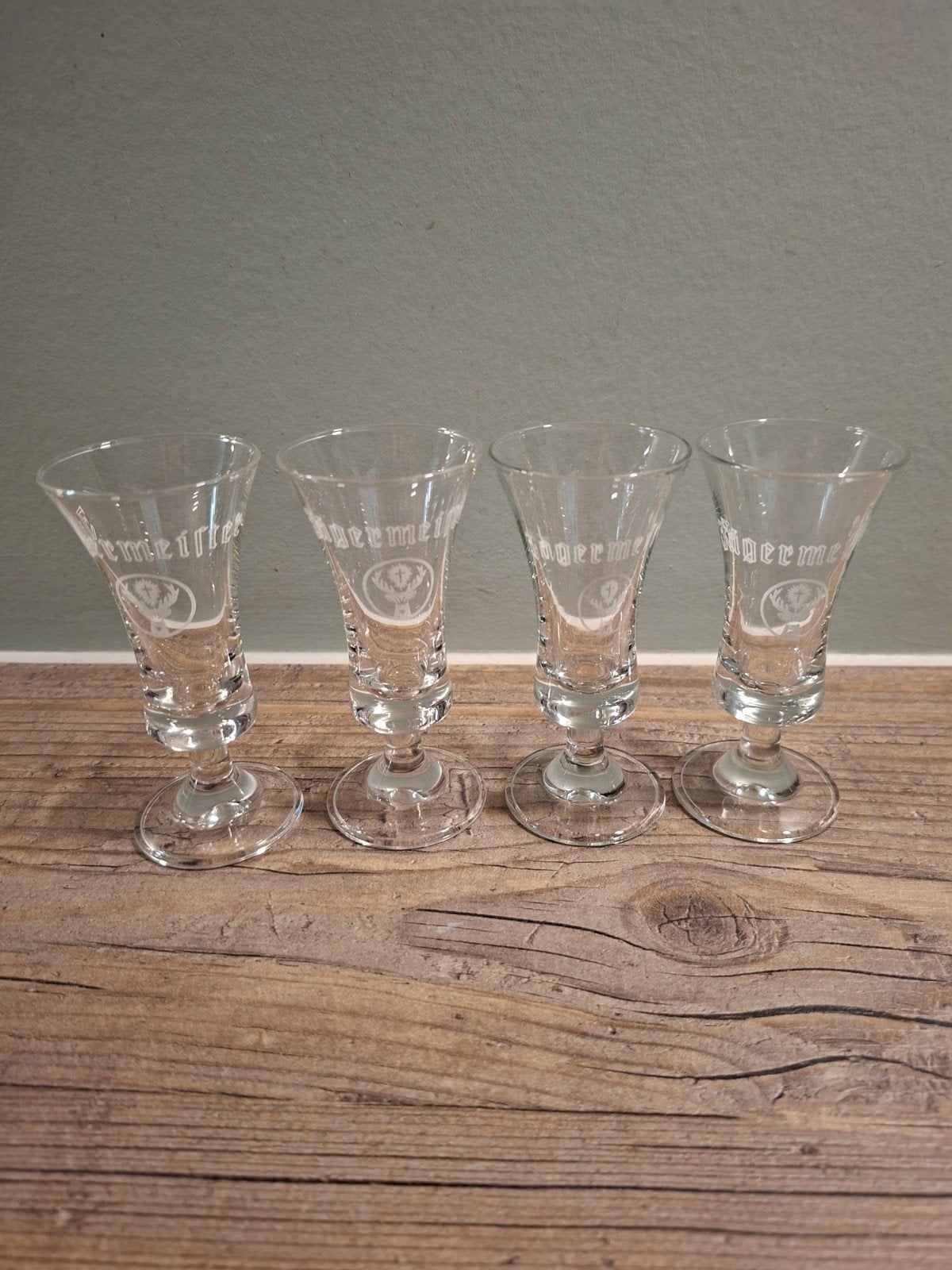 Jagermeister borrelglaasjes op voet., Verzamelen, Ophalen of Verzenden, Nieuw, Borrel- of Shotglas
