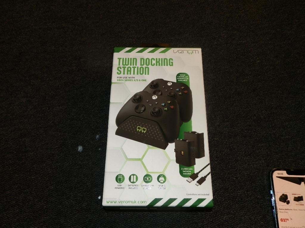 Twin docking system venom xbox series x/s en one