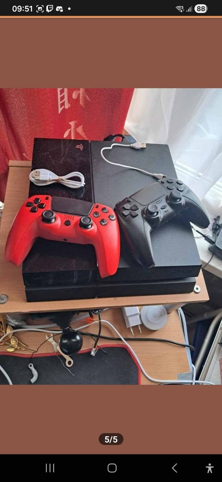 PS4 Slim met 3 games en 2 controllers, Spelcomputers en Games, Ophalen, Gebruikt, Racen en Vliegen, 2 spelers