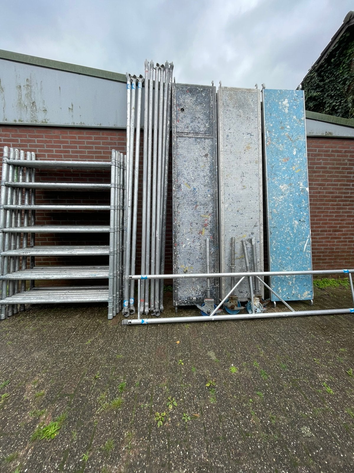 305 Rolsteiger, breed , wh 7m fibredeck, Doe-het-zelf en Verbouw, Ophalen, Gebruikt, Rolsteiger of Kamersteiger, 5 meter of hoger