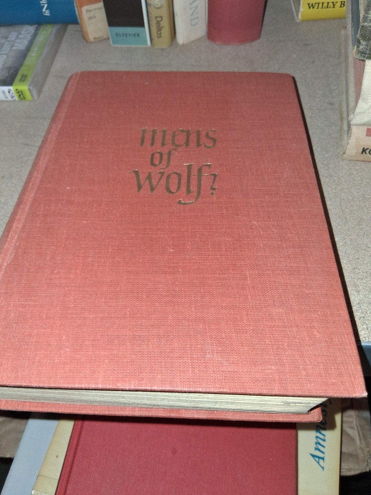 Mens of Wolf? - A. Rutgers van der Loeff-Basenau (1951), Boeken, Ophalen of Verzenden, Gelezen, A. Rutgers van der Loeff-Basenau