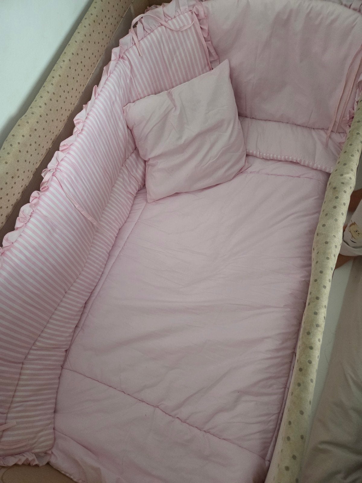 Tweezijdig Stootkussen voor Babyledikantje - Roze Konijn, Kinderen en Baby's, Gebruikt, Meisje, Ledikant, Ophalen of Verzenden