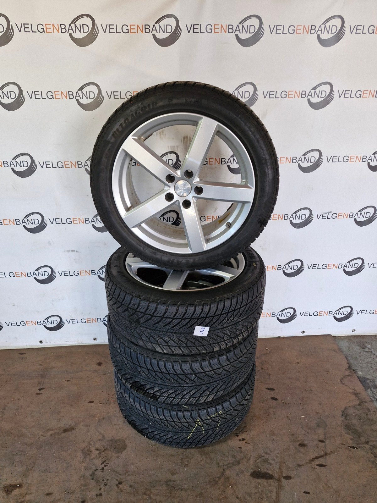 Winterset BMW 5 serie G30 G31 245 45 18 5x112 66.5 ET30, 18 inch, ., Banden en Velgen, .